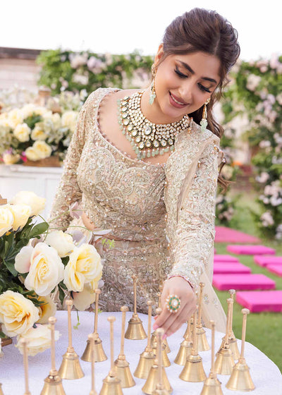 Kalasha Luxe is house of fashion in Pakistan Providing premium quality dresses in very low price.